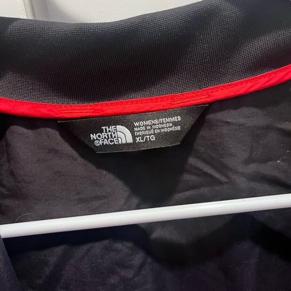 The North Face NWT Flybae Bomber Jacket Urban Explore Size XL - Picture 3 of 6